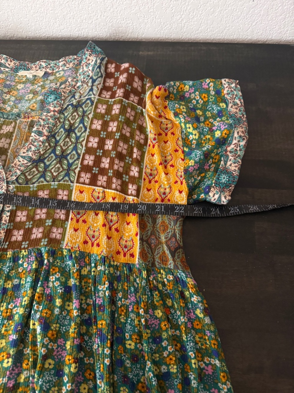Easel Mixed Floral Patchwork Crinkle Tunic Top Size 1X Boho Hippie 70s Vibes - Picture 5 of 6